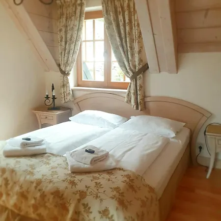 Aparthotel Krupowka Mountain Resort Szczyrk - Widokowy Hotel Z Basenami & Wellness 4*