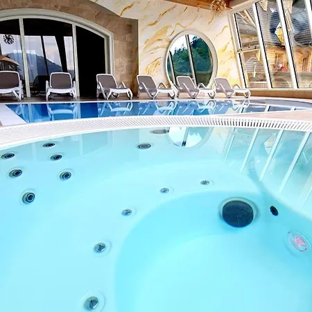 Aparthotel Krupowka Mountain Resort Szczyrk - Widokowy Hotel Z Basenami & Wellness