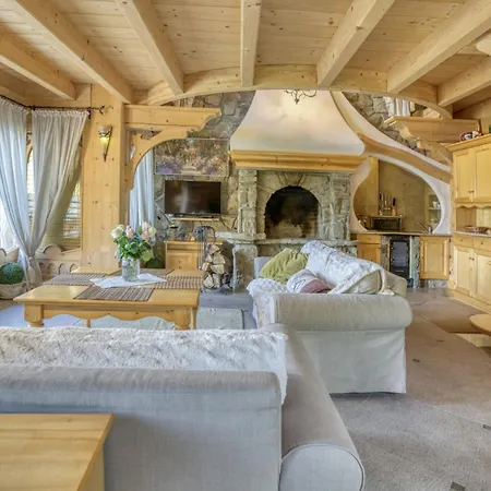 Aparthotel Krupowka Mountain Resort Spa & Wellness - Basen, Sauna, Jacuzzi 3*