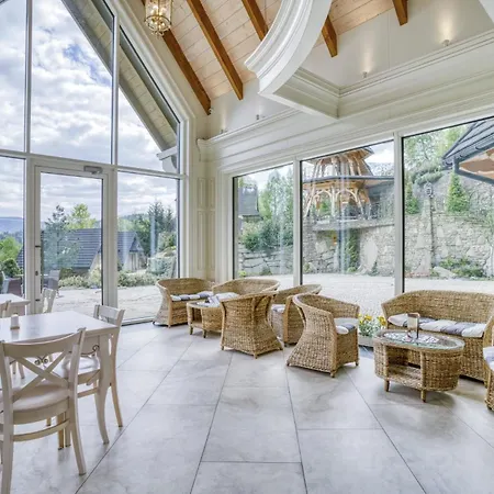 Krupowka Mountain Resort Wellness & Spa Szczyrk شقة فندقية شتوروك